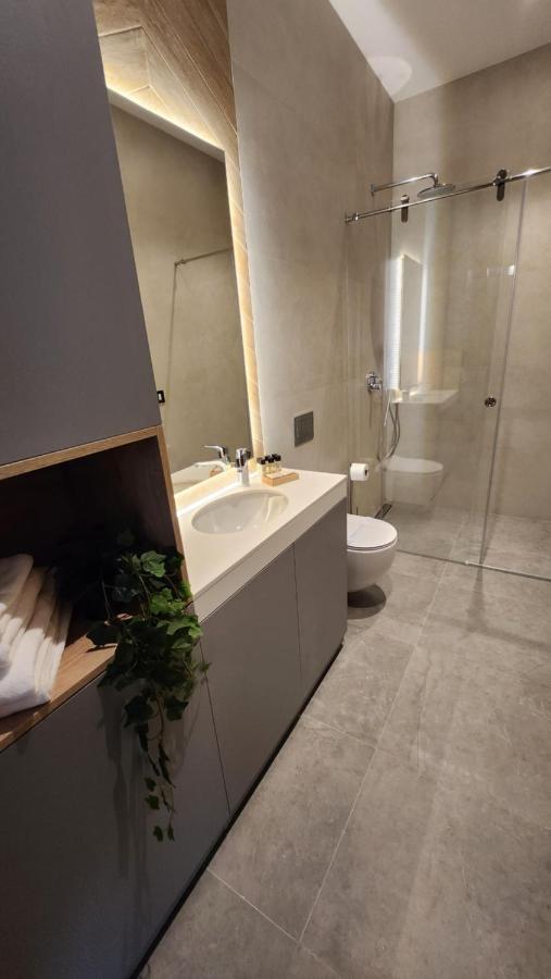 City Nest Modern & Cozy Suites Beograd Ngoại thất bức ảnh